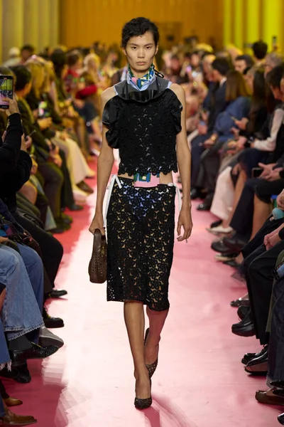 Look 51